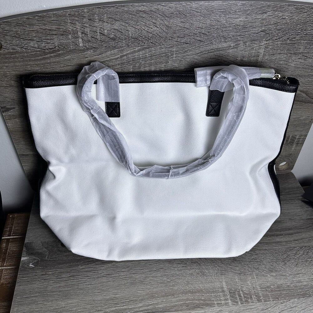 NEW Walter Baker Carly Tote Bag Day Tripper‎ Weekender Canvas White Black Travel - Picture 2 of 7